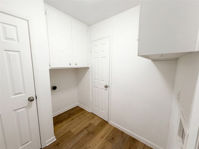 607 State Street, Weatherford, TX 76086