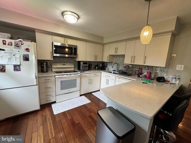 18704 PINTAIL LN, Gaithersburg, MD 20879