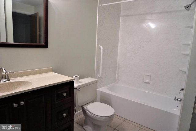 18704 PINTAIL LN, Gaithersburg, MD 20879