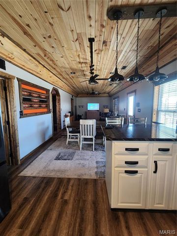 6275 Mohawk Drive, French Village, MO 63036