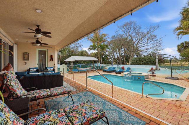 2412 SE Saint Lucie Boulevard, Stuart, FL 34996