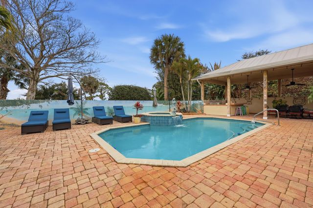 2412 SE Saint Lucie Boulevard, Stuart, FL 34996