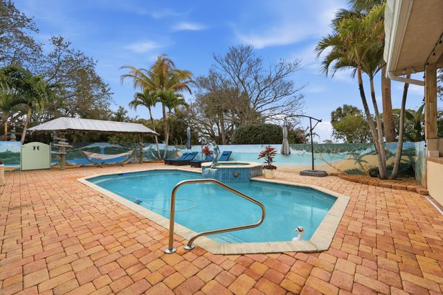 2412 SE Saint Lucie Boulevard, Stuart, FL 34996