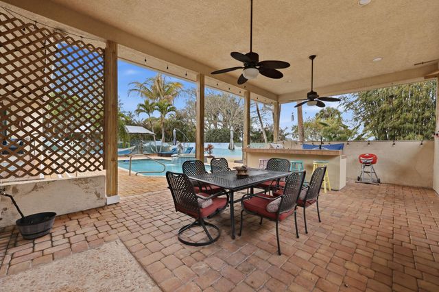 2412 SE Saint Lucie Boulevard, Stuart, FL 34996