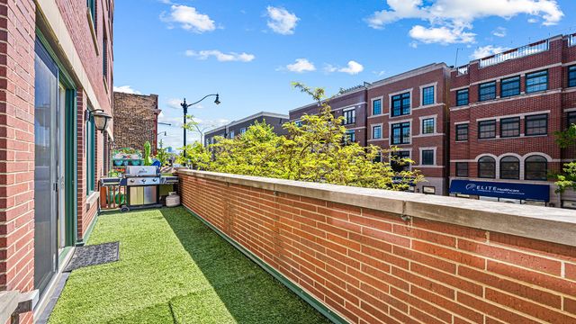 2733 N Lincoln Avenue A, Chicago, IL 60614