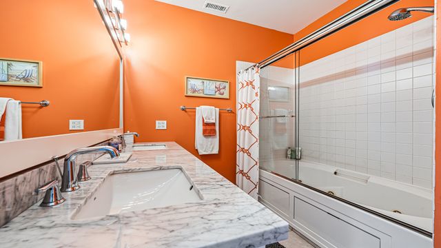 2733 N Lincoln Avenue A, Chicago, IL 60614