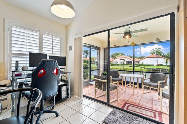 2915 SW Mariposa Circle, Palm City, FL 34990