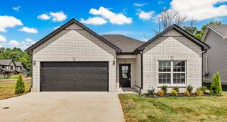 1153 Mourning Cloak Dr, Clarksville, TN 37043