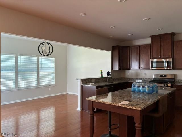 556 Oliver WAY, Newport News, VA 23602