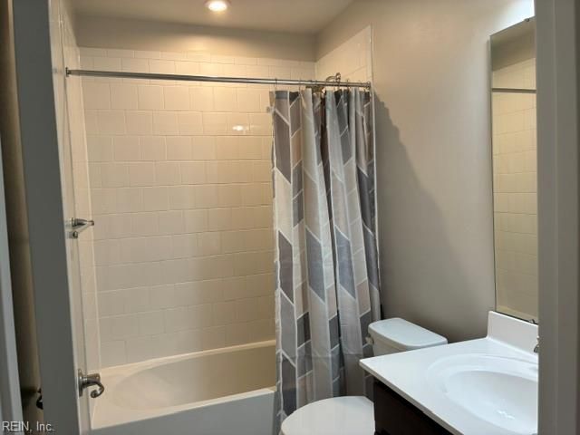 556 Oliver WAY, Newport News, VA 23602