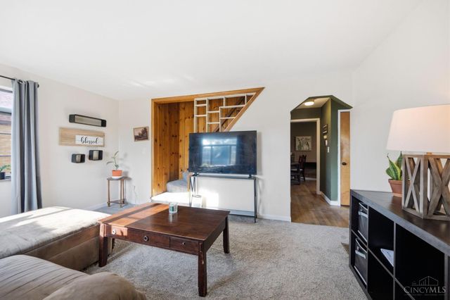 8407 Jackies Drive, Colerain Twp, OH 45239