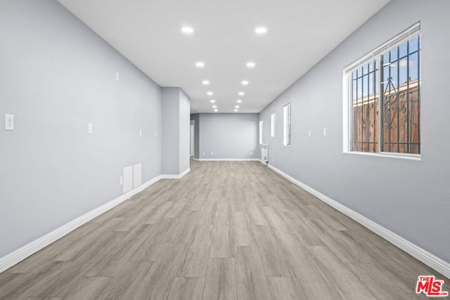 347 W 67th Street, Los Angeles, CA 90003