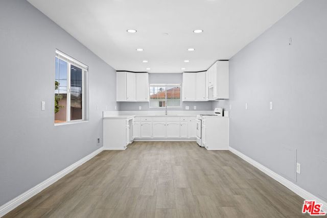 347 W 67th Street, Los Angeles, CA 90003