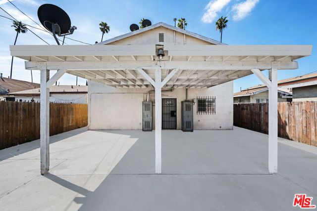 347 W 67th Street, Los Angeles, CA 90003