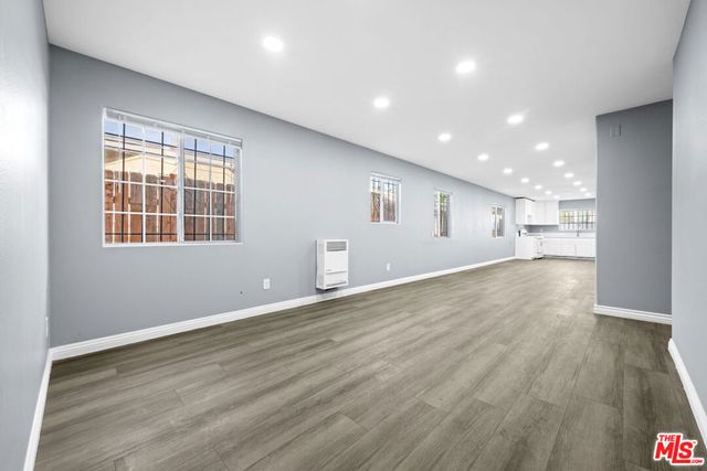 347 W 67th Street, Los Angeles, CA 90003