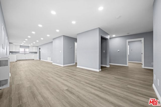347 W 67th Street, Los Angeles, CA 90003
