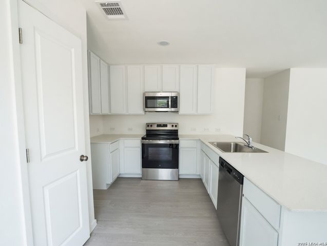 151 PASTAR FALLS, Seguin, TX 78155