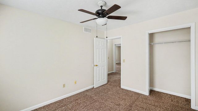 228 Blackhawk Circle, Versailles, KY 40383