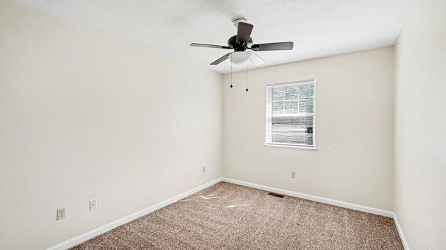 228 Blackhawk Circle, Versailles, KY 40383