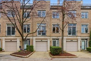 2718 N Southport Avenue B, Chicago, IL 60614