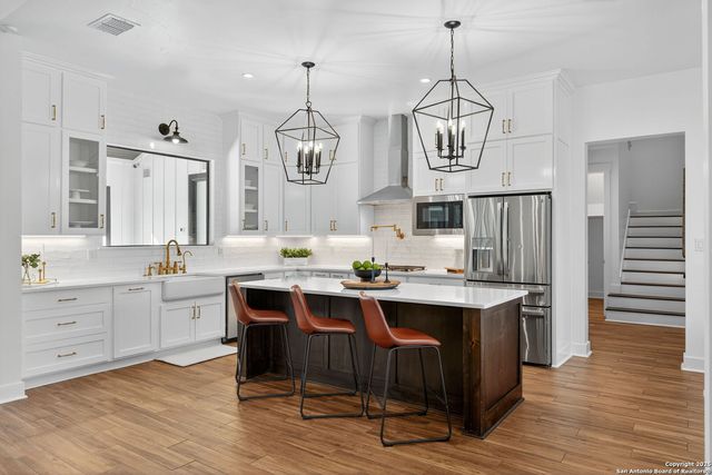 1115 Meadowstone, Spring Branch, TX 78070