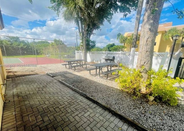 450 NW 20th St 1030, Boca Raton, FL 33431