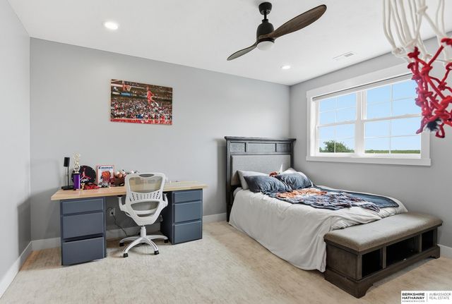 12262 Dumfries Avenue, Council Bluffs, IA 51503