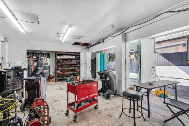 3219 SW 8th Street, Miami, FL 33135