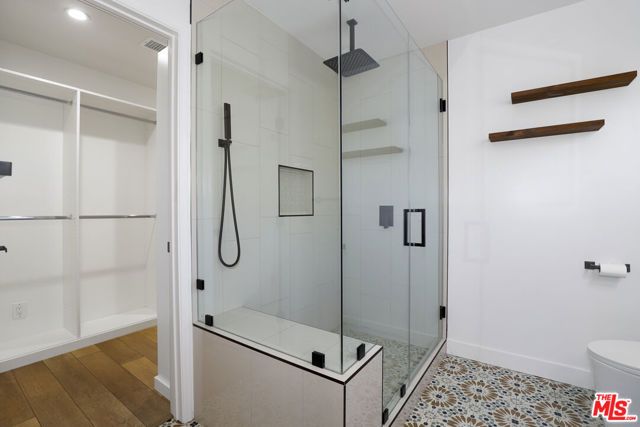 2806 Potomac Avenue, Los Angeles, CA 90016