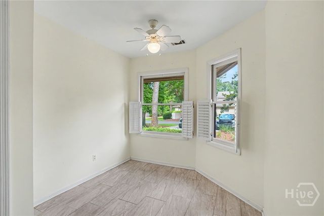 8 Franklin Creek Road N, Savannah, GA 31411