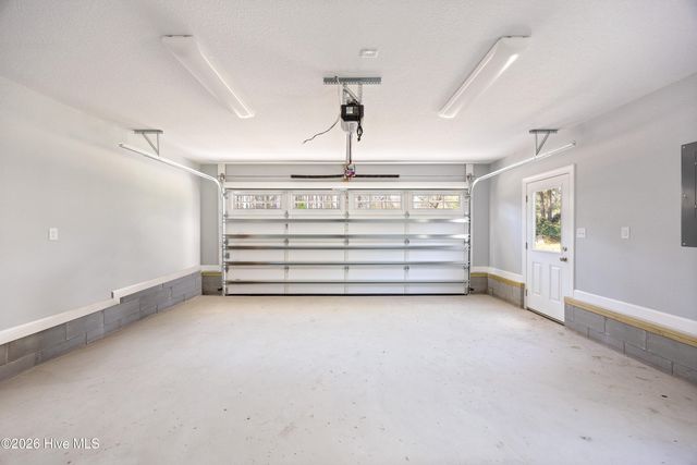 148a Coinjock Canal Road, Coinjock, NC 27923