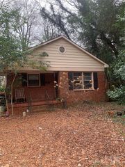 2500 Markham Court, Charlotte, NC 28205