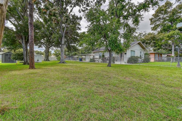40TH AVENUE N, St Petersburg, FL 33714