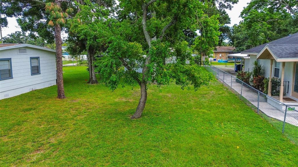 40TH AVENUE N, St Petersburg, FL 33714