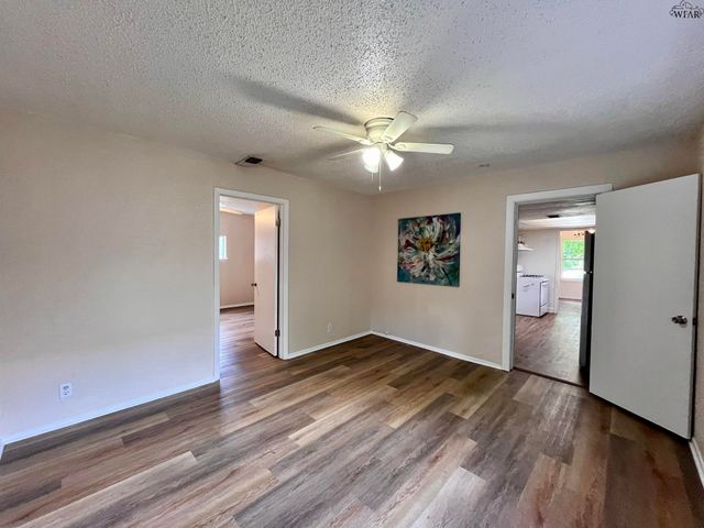 2211 BRIDWELL STREET, Wichita Falls, TX 76302