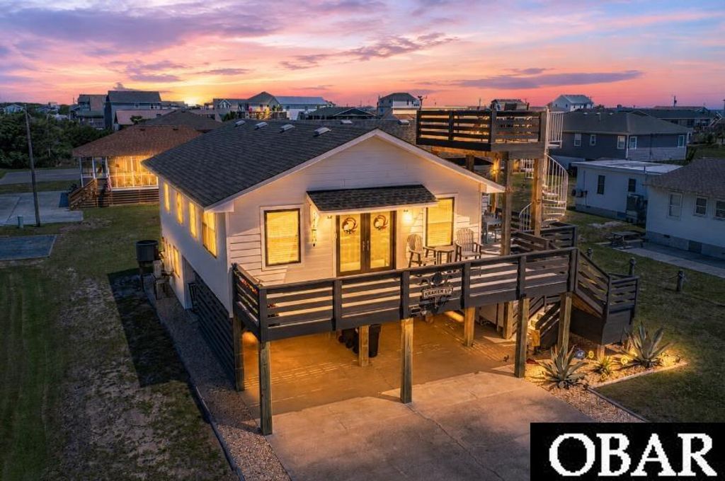 Image 2 of property listing at 200 E Arch Street Lot #10, Kill Devil Hills, NC 27948