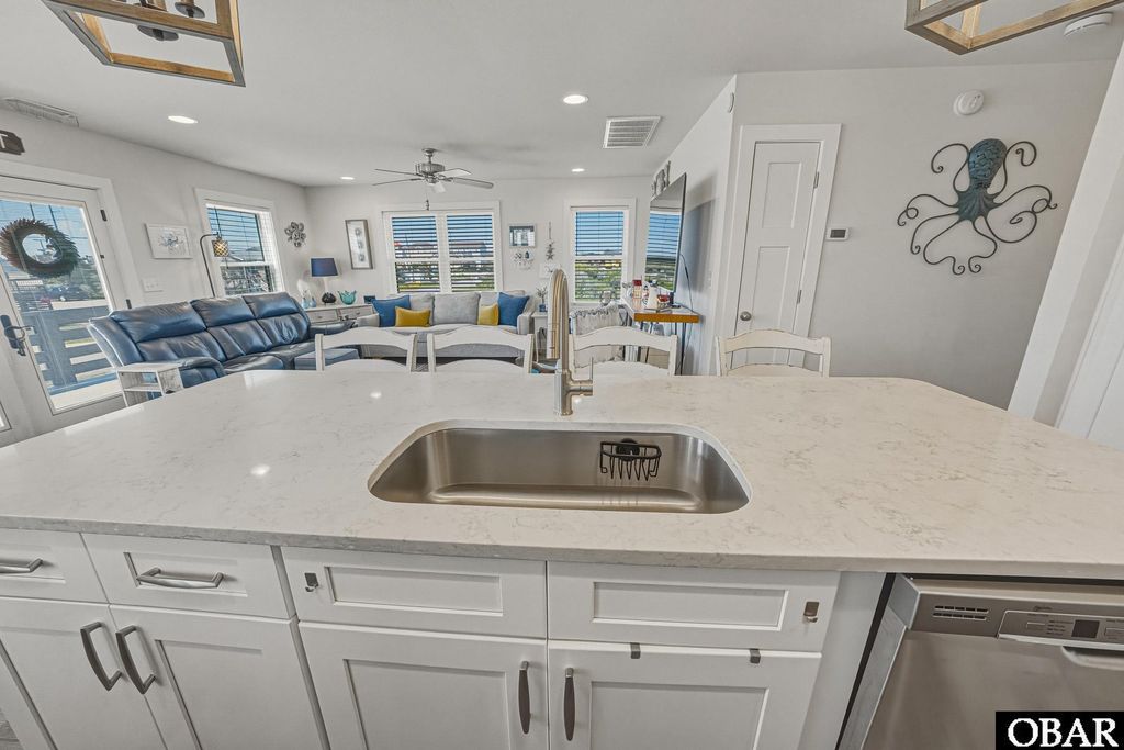 Image 15 of property listing at 200 E Arch Street Lot #10, Kill Devil Hills, NC 27948