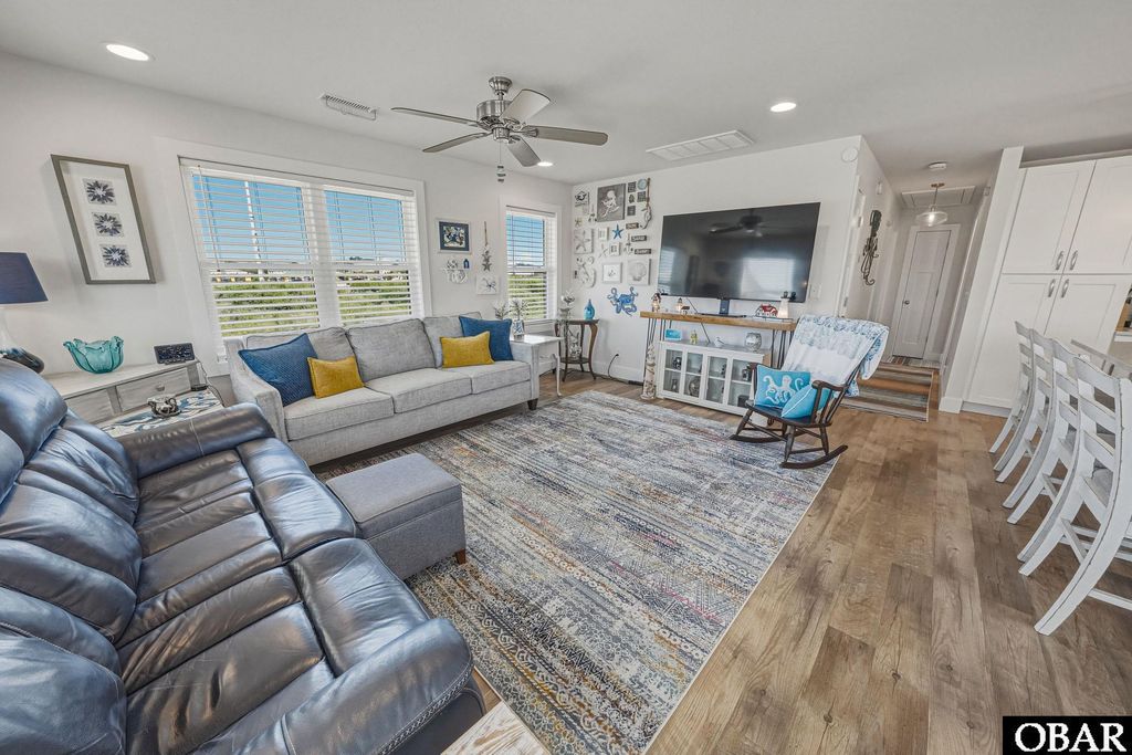 Image 9 of property listing at 200 E Arch Street Lot #10, Kill Devil Hills, NC 27948