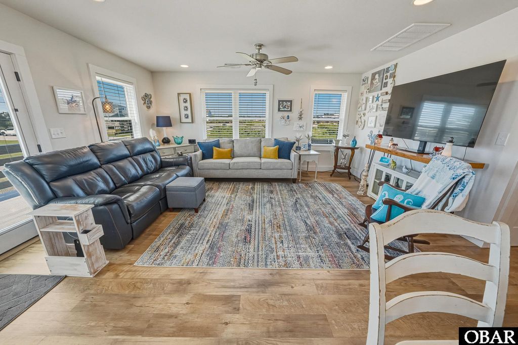 Image 10 of property listing at 200 E Arch Street Lot #10, Kill Devil Hills, NC 27948