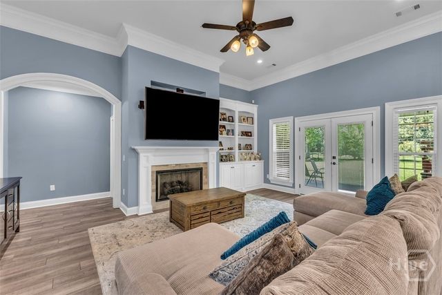 382 Savannah Road, Richmond Hill, GA 31324