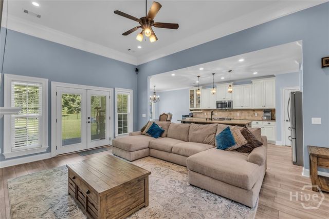 382 Savannah Road, Richmond Hill, GA 31324