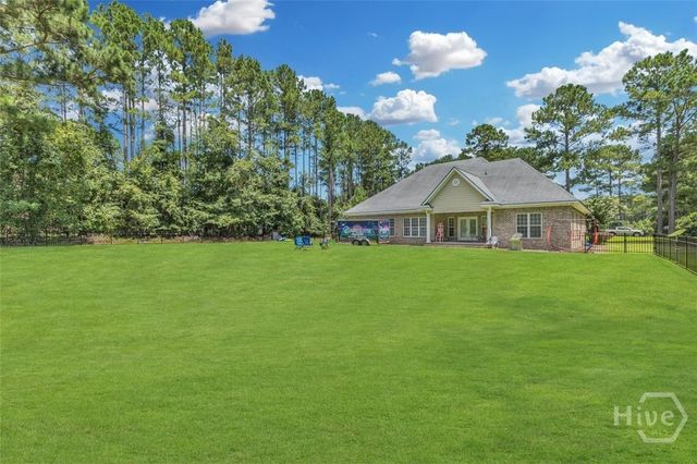 382 Savannah Road, Richmond Hill, GA 31324