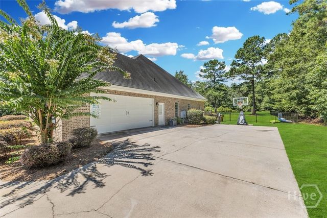 382 Savannah Road, Richmond Hill, GA 31324