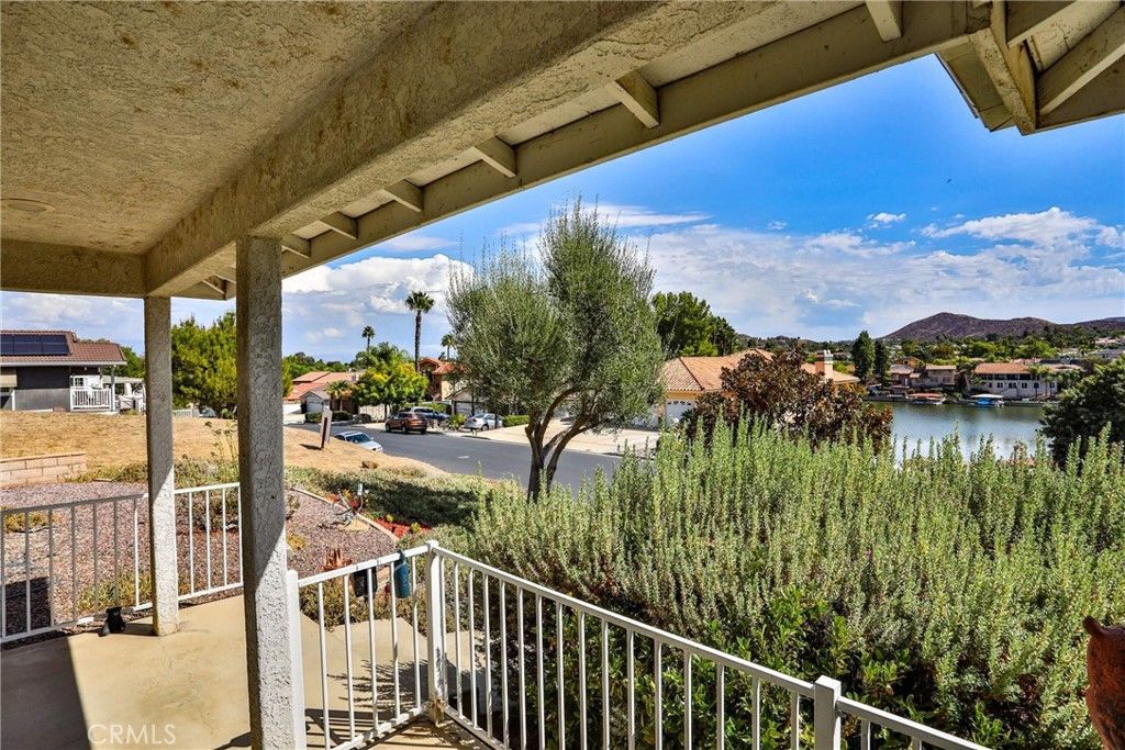 22700 Blue Teal, Canyon Lake, CA 92587 — photo 4