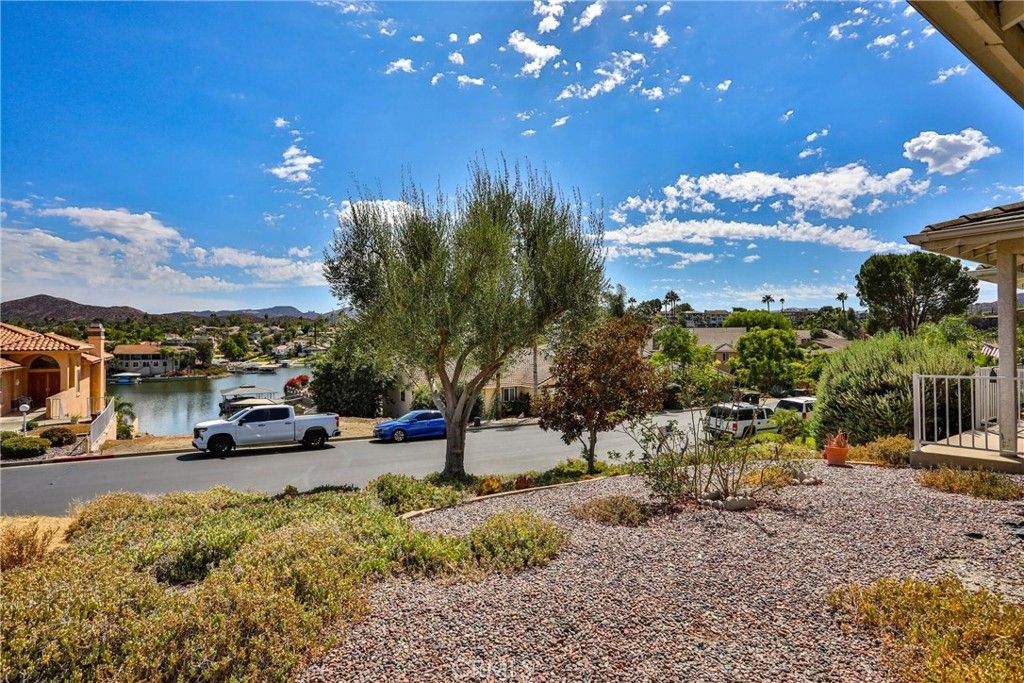 22700 Blue Teal, Canyon Lake, CA 92587 — photo 5