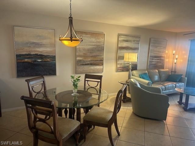 120 Pebble Shores DR 106, Naples, FL 34110