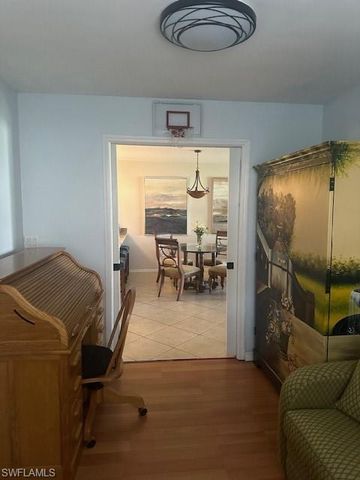 120 Pebble Shores DR 106, Naples, FL 34110