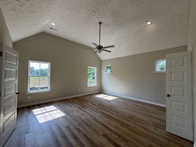 8 Laurel View St, Manchester, TN 37355