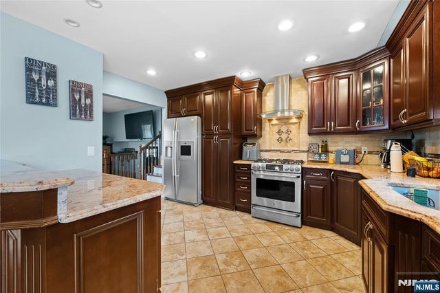 11 Barbara Drive, Clifton, NJ 07013