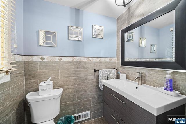 11 Barbara Drive, Clifton, NJ 07013